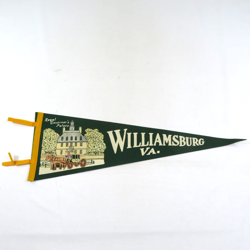 Williamsburg Virginia Royal Governers Palace Graphic Green Whit Pennant 26x8